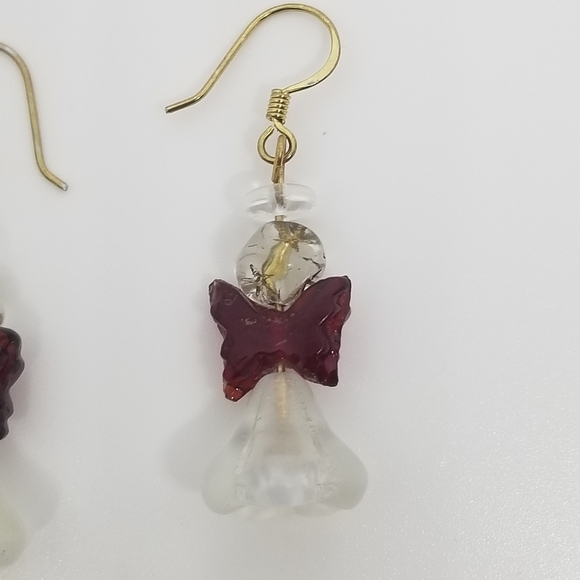 VINTAGE FROSTED GLASS & RED GLASS BEADED ANGEL DROP HOOK EARRINGS - Picture 3 of 4